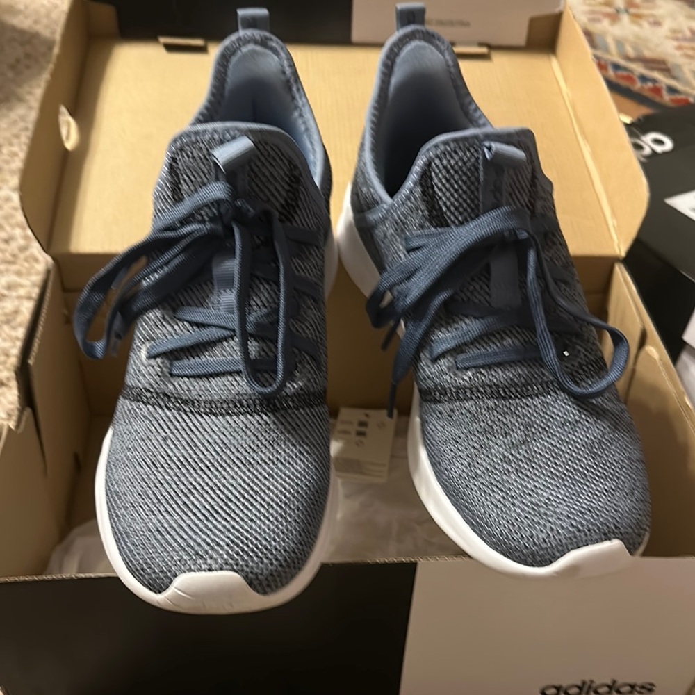 Adidas cloud foam pure size 9 worn once